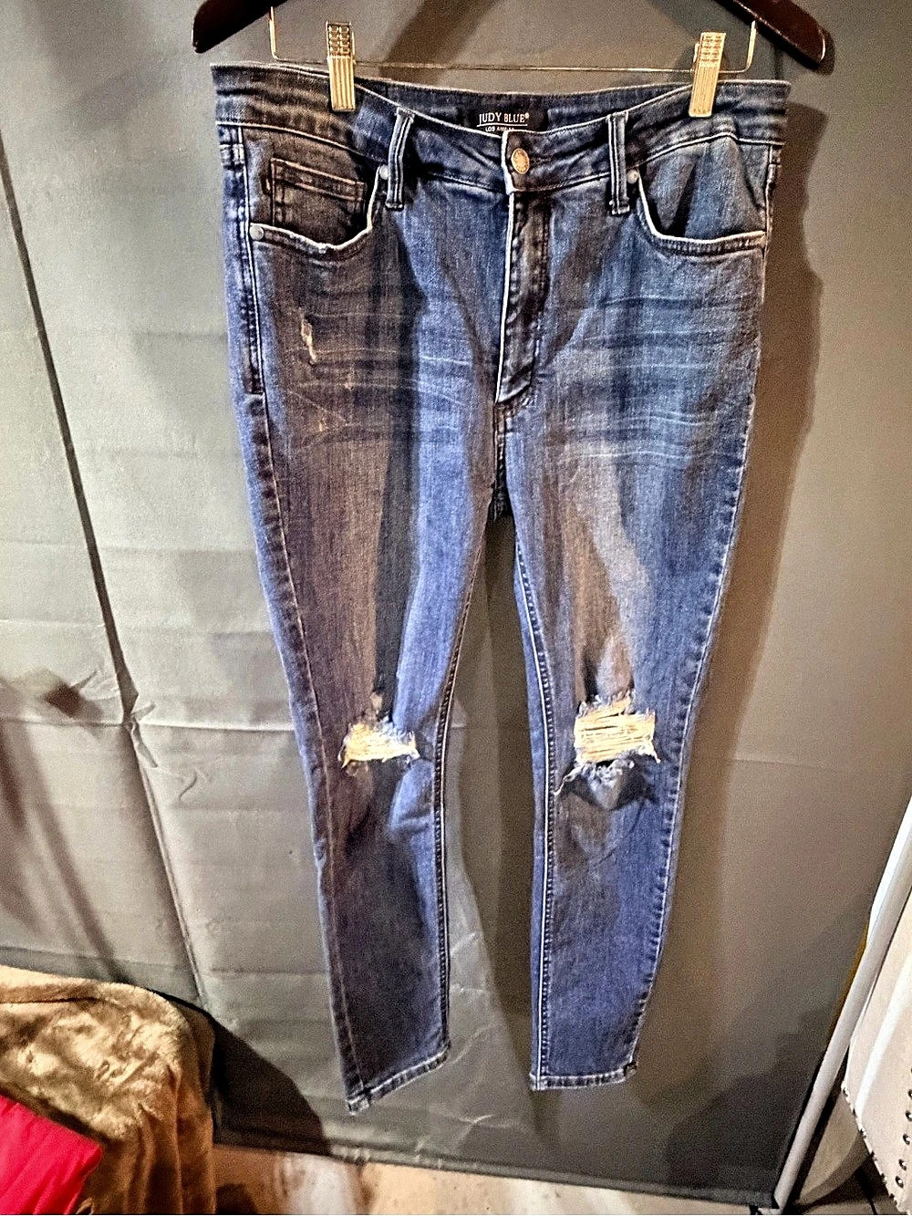Judy Blue Skinny Distressed Jeans in Blue Waist 13